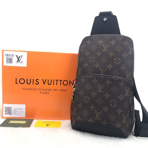 louis vuitton erkek omuz çantası|louis vuitton çanta.